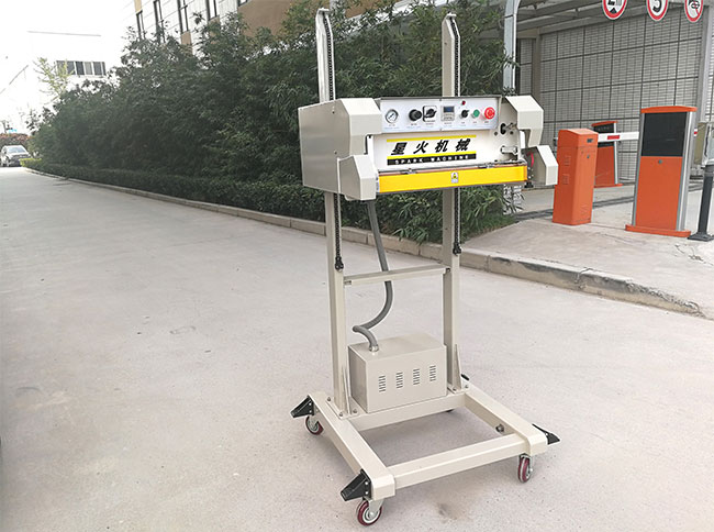 塑料袋封口機設備展示