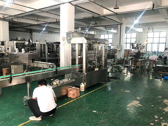 自動化辣椒醬生產線設備展示